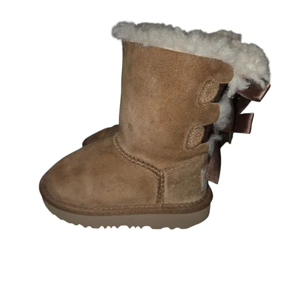 Ugg Toddler Girls Bailey Bow Chestnut Boots Shearling Size 6